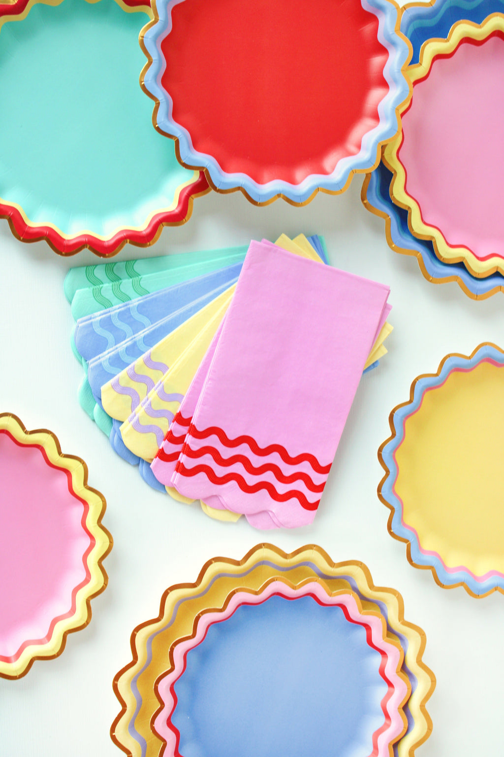Ric Rac Rainbow Guest Napkins (16 ct)
