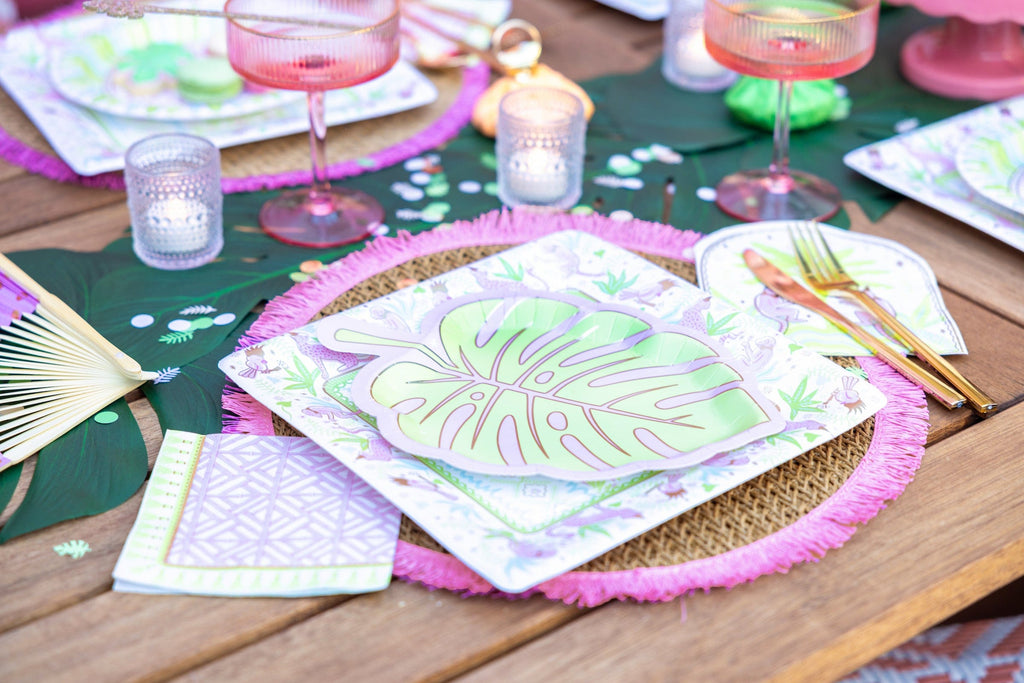 Cabana Club Palm Leaf Plates (10 ct)